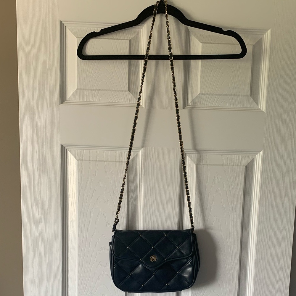 Chic Navy Quilted Crossbody Bag